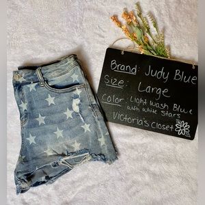 Judy Blue Star Print Shorts